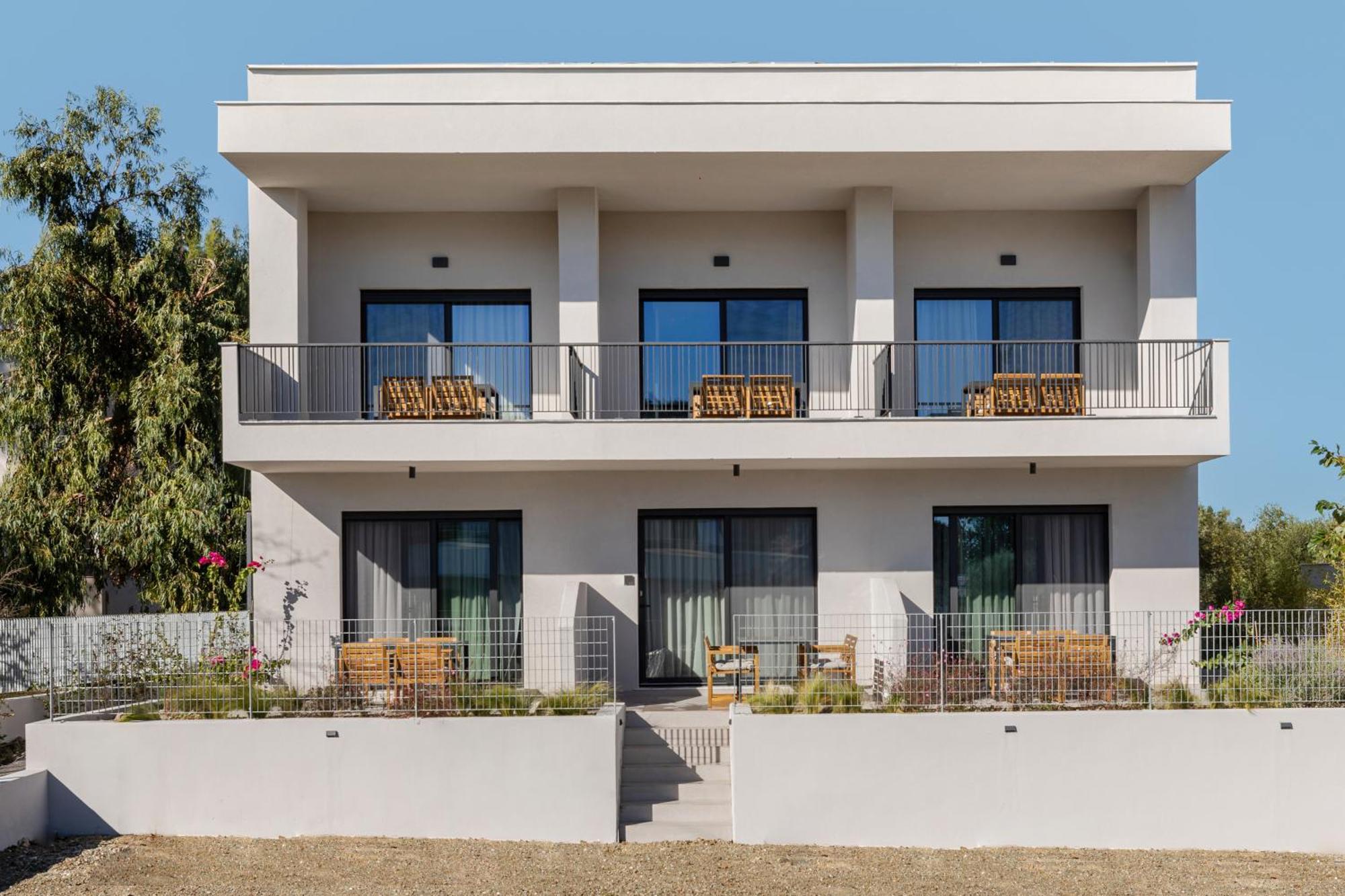 The 8 Suites Polychrono Esterno foto